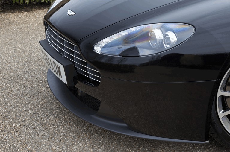 2012 Aston Martin V8 Vantage coupé 358111
