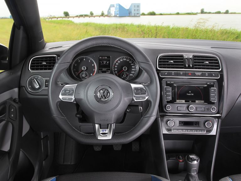2012 Volkswagen Polo BlueGT 530692